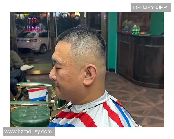 足球明星美式圆寸发型的魅力与时尚潮流解析