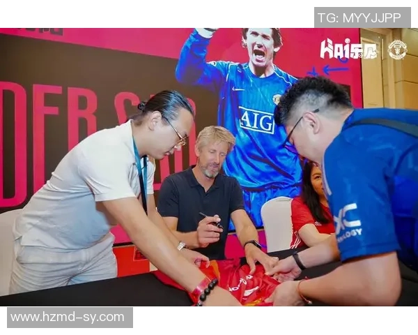 足球明星心目中的偶像与崇拜对象揭示了他们的成长与职业生涯的秘密